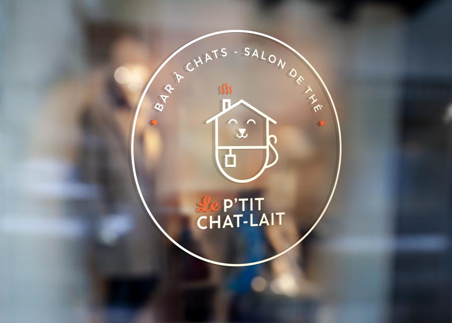 bar à chats - salon de thé Le P'tit Chat-lait à Angoulême - mockup vitrine