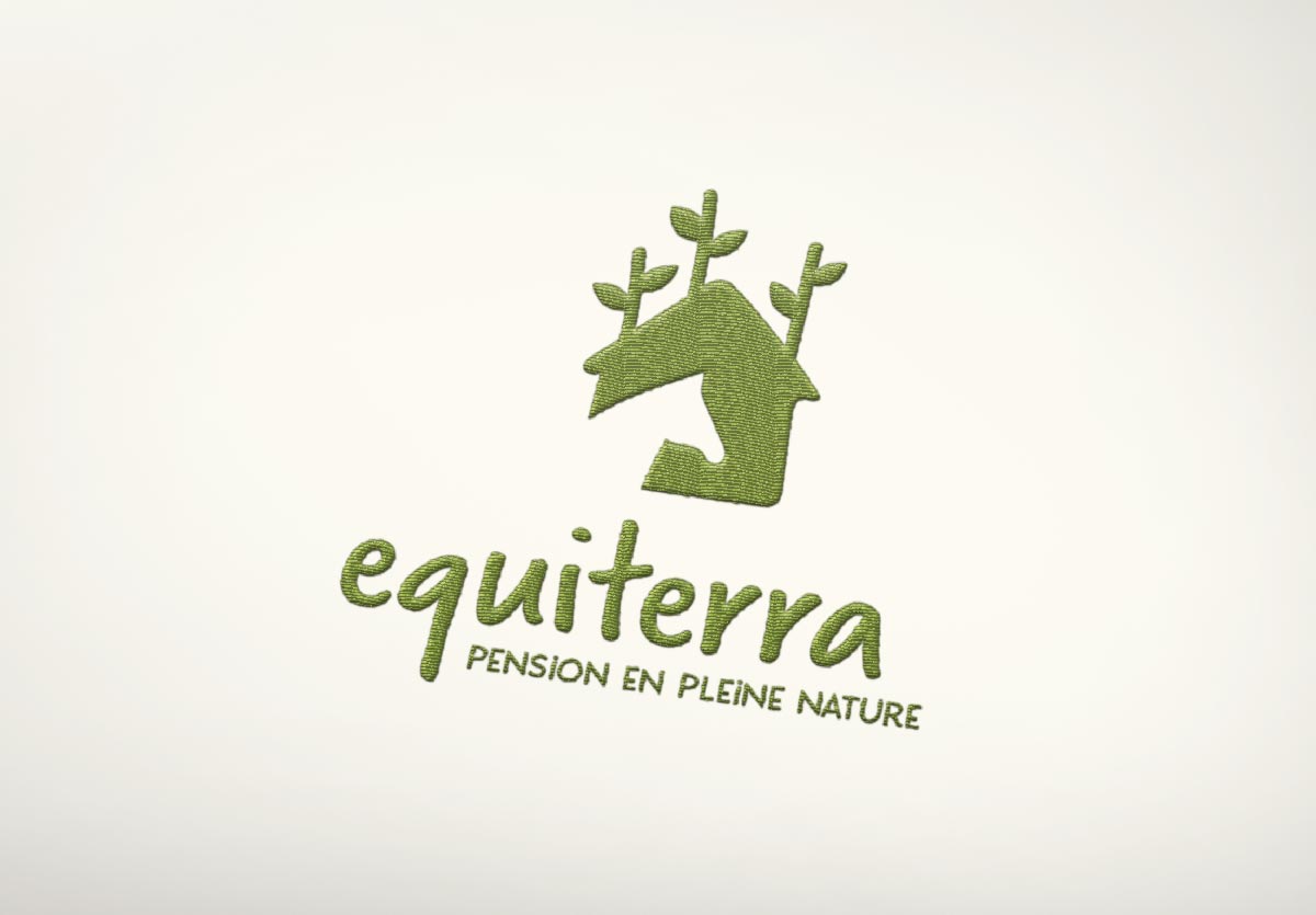 mockup logo textile equiterra
